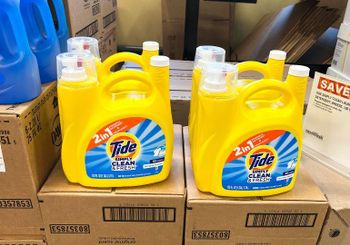Tide Hygienic Clean Heavy 10X Duty Laundry Detergent Liquid Soap, Original Scent, HE Compatible, 59 Loads, 84 fl oz - Smart Agri GmbH - Germany