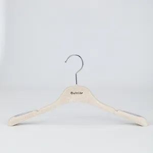 Wholesale Eco Friendly Boutique Clothing Display Recyclable Plastic Hangers with Logo - Quanzhou Hexing Display Products Co., Ltd. - China