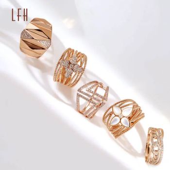 Wholesale Au750 Zircon 18K Real Gold Wedding Rings Real Gold Jewelry - Guangzhou Laofuhua Jewelry Co., Ltd. - China