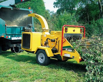 Industrial Wood Chipper Machine for Tree Branches Logs and Green Waste Recycling - senesie mfg llc - United States