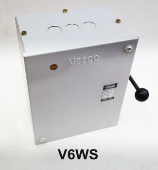 Rotary 3 Pole Veeco 63 Amp Onload Changeover Switch, For Electric Power Controlling, Manual - Veeco Electricals - India