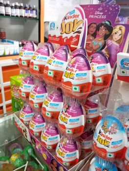 Amazing Kinder Joy Surprise Sweet Chocolate Snack With Fun Collectible Toy Great Taste Excellent Quality Wholesale - PLANETE COMMERCE - France