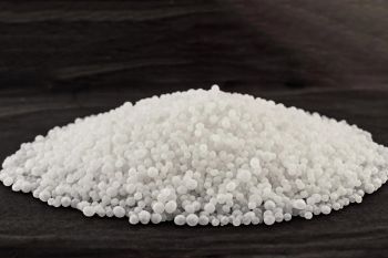 Urea 46-0-0 46% Nitrogen Fertilizer 100% Soluble outdoor indoor - Njang Investments Limited - Kenya