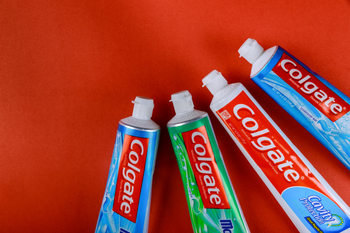 COLGATE TOOTHPASTE - EEC POLAND LTD  - Poland