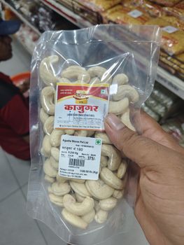Cashew Nuts from Pacindilantic Global Cashew Nuts – product photo, Raw Cashew Nuts products found from trusted suppliers, wholesalers, manufacturers & exporters Listing