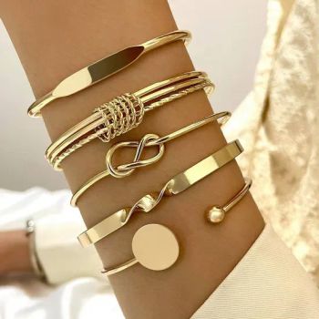 Europe and America Luxury Exaggerate Jewelry Wide Arrow Diamond Pattern Fried Dough Twists Open Bracelet Set Bracelet Wholesale - Quanzhou Hui'an Guangyu Jin Trading Co., Ltd. - China