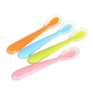 Soft and Safe Custom Silicone Baby Spoon for Feeding Gender All Origin China Technics Printed Material Silicone Age For 6-12 Months - Shenzhen Kingod Silicon Products Co., Ltd - China