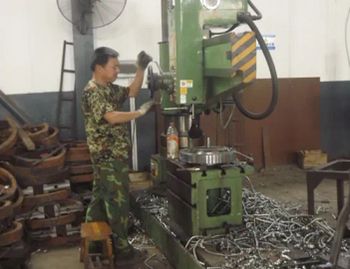 Cjy 3t Locomotive New Rail Conveyor, Robust Welded Steel Build - XIANGTAN SOUTH LOCOMOTIVE MANUFACTURING CO.LTD - China