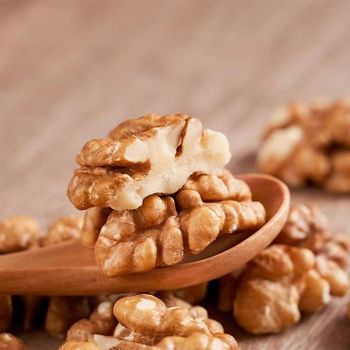 Walnut Kernel from EcoRoma GmbH Walnut Kernel - EcoRoma GmbH - Germany