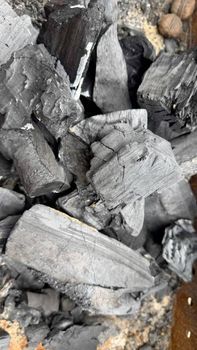 BBQ Hardwood Lumpwood Charcoal - MIA BLACK GOLD GLOBAL EXPORTS LTD - Nigeria