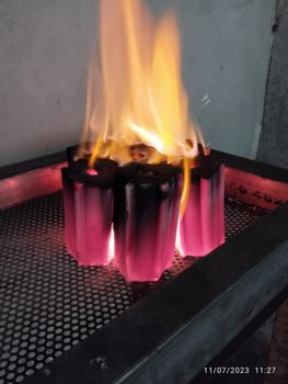 BRIQUETTE Shape hexagonal Max. Moisture (%) 6% Packaging Custom packaging upon request - asffa pandu internasional - Indonesia