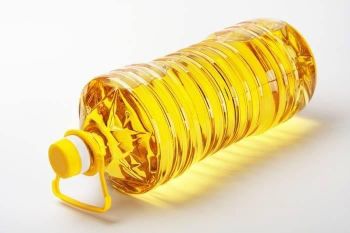 Order Sunflower Oil Available for Sale in Bulk Factory Prices from a Reliable Supplier and Exporter of Crude and Refined Sunflower Oil Lactose Free at Factory Prices - MY GROS DEMI GROS - France