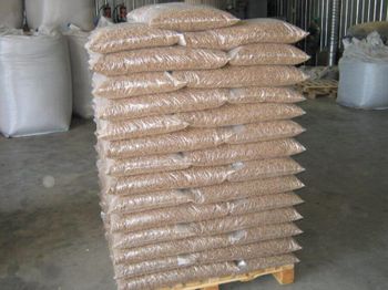 Low Ash Wood Pellets 10% Moisture Mechanical Durability 97.5%-98.0% Industrial Residential Heating Fuel - Smart Agri GmbH - Germany
