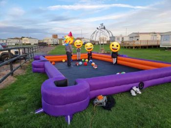 8X4m Inflatable Soccer Football Snooker & Billiard Tables Team Building Games - Guangzhou YL Inflatables Limited - China