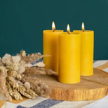 Pure Beeswax Pillar Candles 2X4 Inch Yellow 30 Hours Burning Handmade Candles - Aoyin Xingtang Candle Co., Ltd. - China