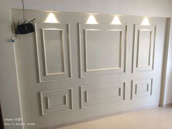 White POP & gypsum Molding service, Size: 8 Feet Height Color White Thickness 25mm Material Gypsum Size 8 feet height Surface Treatment - Sk.Interiors - India