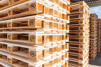 Buy Epal Euro pallets online Grade A Type Wood Packaging - Nbm Trading gmbh - Germany