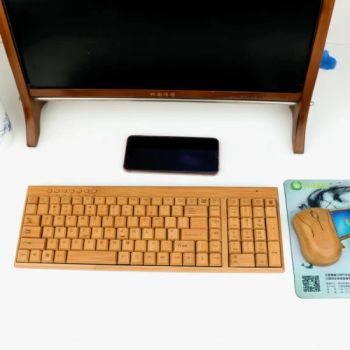 Office Desktop Computer Keyboards 88 Keys Wireless Bamboo Keyboard - NINGBO HAISHU HOPE-U INTERNATIONAL TRADING CO., LTD. - China