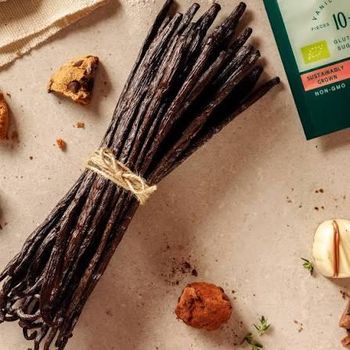 Premium Grade A Gourmet Vanilla Beans – Vanilla Planifolia from Uganda – product photo, Top Quality Products