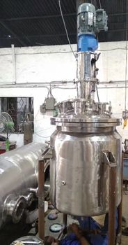 SS304,SS316 Stainless Steel Reactor Vessel, Max Design Pressure: 0-10 bar, Capacity: 1000-10000L - Sun Food Equipments - India