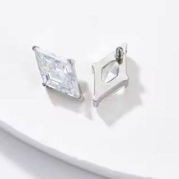 ASTM F136 Titanium Kite Shaped CZ Threaded Tops Piercing Jewelry - Dongguan Jiang Titanium Jewelry Co., LTD - China