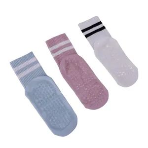 Wholesale 100% Cotton Women Sports Sock Custom Yoga Pilates Crew Socks - Zhuji Hewei Socks Co., Ltd. - China