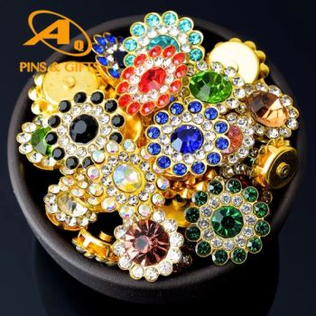 Wholesale Fashion Yantuo Bling Various Colors Tooth Gem Lead Free Non Hotfix Rhinestones Bling Shaped Crystal Stone for Teeth Costume Jewelry Findings - Dongguan AQ PINS&GIFTS CO.,LTD - China