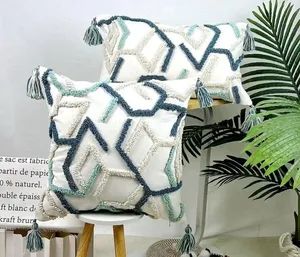 Cotton Linen Bohemian Style Cushion Sofa Throw Pillow for Living Room Bay Window Tassel Cushion Cover - Qingdao Jaje Import&Export Co., Ltd - China