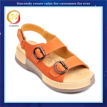 Professional Manufacturer Cow Leather Sandals Gender Women Waterproof No Heel Type Flat Occasion Casual Heel Shape Flat Toe Cap Open - JINJIANG QUANHONGYI TRADING CO., LTD. - China