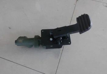 Brake Valve 56016272 for Toro006/Lh307m/Lh307 High Quality Mining Machinery Part LHD/Scooptram/Mining Truck/Jumbo/Drill/DTH Drill/Spraying/Crane/Bolter Valve - Qingdao Deshunjie Machinery Technology Co., Ltd. - China