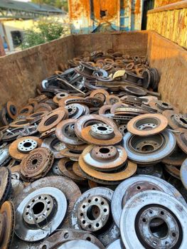 Wholesale cast iron scrap bulk supply discount rate fast delivery high-quality stock - TRADECENTRIC LLC - United States