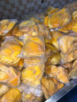 IQF Frozen Mango slices from Foodex IQF Frozen Mango slices - Foodex - Egypt