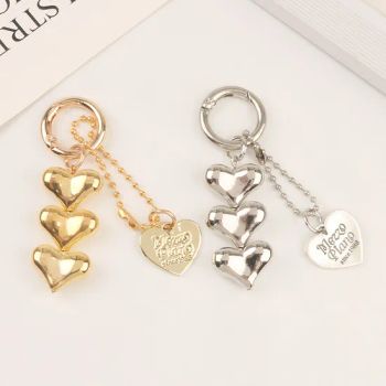 Alloy Love Shape Keychain Car Keys Beaded Heart Pendant Korean Style Bag - Yiwu Yutong Crafts Co., Ltd - China