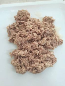Canned Light Tuna Flake in Oil 140g (10oz) Processing Type CANNED /COMMERCIAL STERIALIZED Certification HACCP, USFDA,IFS,BRC,KOSHER, - Sindo Industrial Co Ltd - China