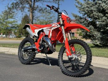 2025 BETA 125 RR 2-Stroke Dirt Bike – Brand New Motorcycle from Pico Electronics 2025 BETA 125 RR 2-Stroke Dirt Bike – Brand New Motorcycle - Pico Electronics - United States