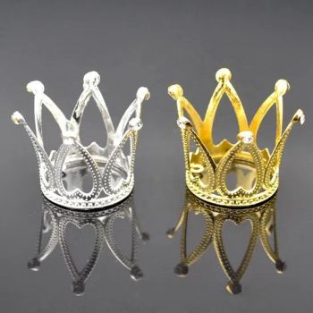 Super Baking Cake Decoration Pieces Decoration Manufacturers Wholesale Small Crown Heart Tiara Diamond-Inlaid Alloy Gold and Silver - Guangdong Tangshihoa Industry and Trade Co., Ltd. - China