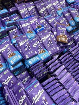 Buy Original Style Milka Chocolate Bars for Retail Shops Online Stores and Wholesale Supply with Fresh Stock - PLANETE COMMERCE - France
