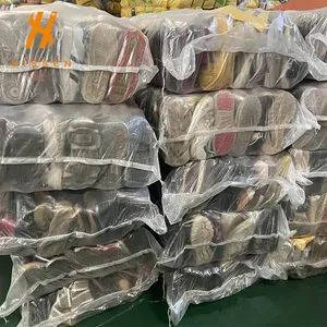 Mixed for Men 25 Kg Used Shoes Branded Second Hand Shoes Age All Age Origin China Gender Unisex Material Canvas Trademark - Guangzhou Hissen International Trade Limited Company - China