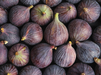 Egyptian fig🍊🍒 Grade 1 Form Egypt Texture Soft Appearance Vibrant Flavor Rich And Naturally Sweet Packaging 5 Kg Standard Carton	 2.50 Kg Carton Open top - ahlamfoods - Egypt