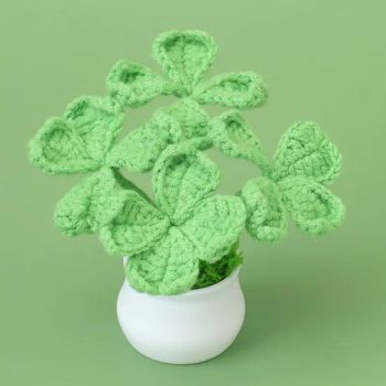 Handmade Imitation Silk Flower Four-Leaf Clover Small Potted Plant, Braided Yarn Flower-Home, Office, or Car Decorative Ornament - Dongguan Landmark Trading Co., Ltd. - China
