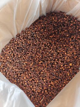 Indonesia Lal Pari Cloves - A F HOOSEN & SONS PTE LTD - Singapore