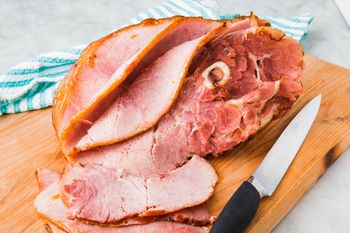 Frozen Pork Spiral-Cut Ham for International Trade Flavor Savory Texture Juicy Form Pre-sliced Grade Top Grade Appearance Spiral Pattern - Mutlu Et Mustafa - France