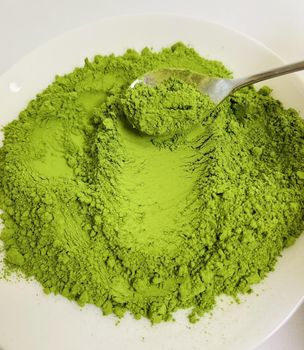Pure Matcha Green Tea Powder Wholesale Custom Matcha Gift Set Packaging and Accessories - S-SQUAD - France