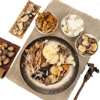 Trends New Products All Categories Cordyceps militaris Reishi Ganoderma lucidum Hericium erinaceus Morels mushroom - Tianjin Liesi International Trading Co., Ltd. - China