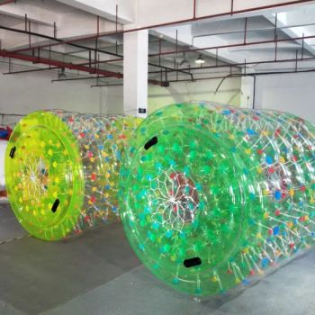 Factory Price Inflatable Water Walking Roller Ball, Sealed Air Walk on Water Rolling Balls for Sale with Pump - Shanghai Qiqu Fun Co., Ltd. - China