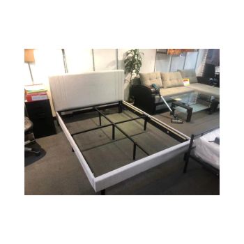 Stylish Modern Metal Bed Frame with Durable Wooden Slats - Suzhou Xinyue Furniture Accessories Co., Ltd. - China