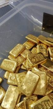 Gold Bar – product photo, Recommend Fallback