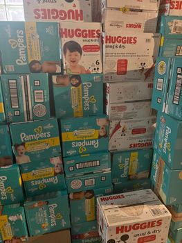 Pampers Baby Diapers All Size Available at Low Price with Soft Comfortable Design for Daily Baby Care and Long Lasting - PLANETE COMMERCE - France