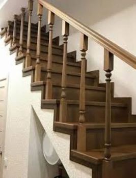 Wooden Staircase Railings Style Modern With Handrail Yes Color Shade Natural Wood Type Teak Wood Finish Type Polished Termite Resistant - Rudra Enterprises - India
