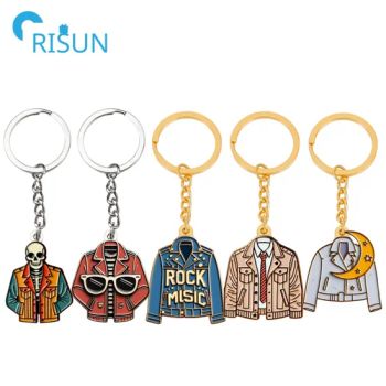 Personalized Metal Cool Jacket Shape Pendant Charm Key Chain Promotional Clothing Accessories Keyring Custom Music Pop Signer Cardigan Men's Jacket Keychain - Shenzhen Risun Trading Co., Ltd. - China